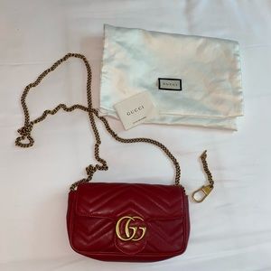 GG Marmont matelassé leather super mini bag